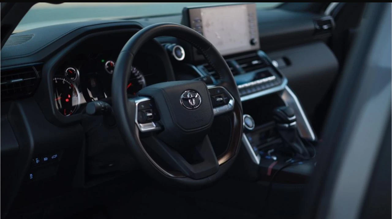 Toyota Land Cruiser 2024 - SUV thumbnail NaN